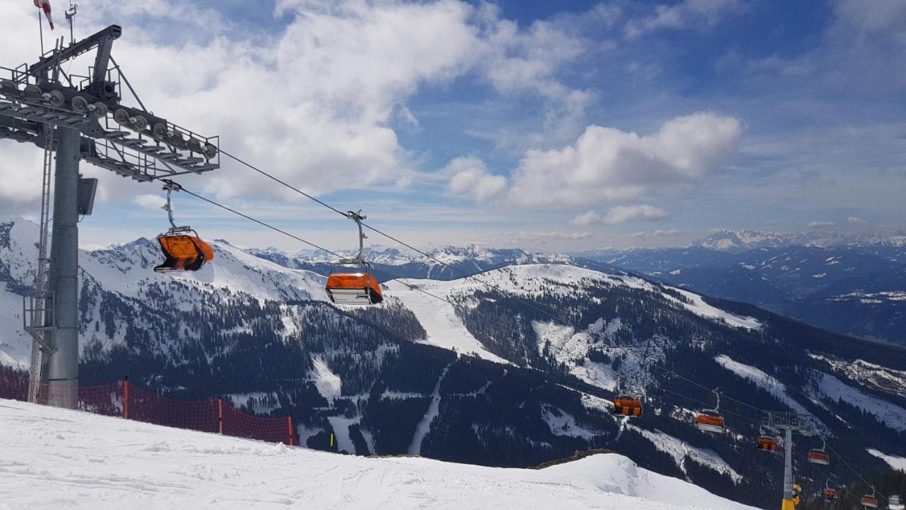 Amadehaus Hotell Pruggern Exteriör bild